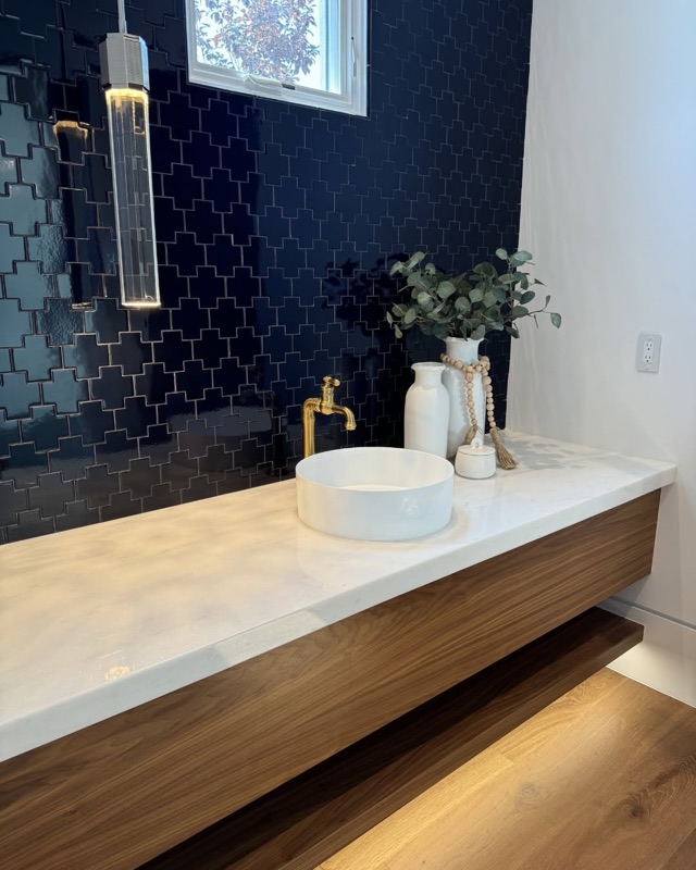 Before and after bathroom remodel